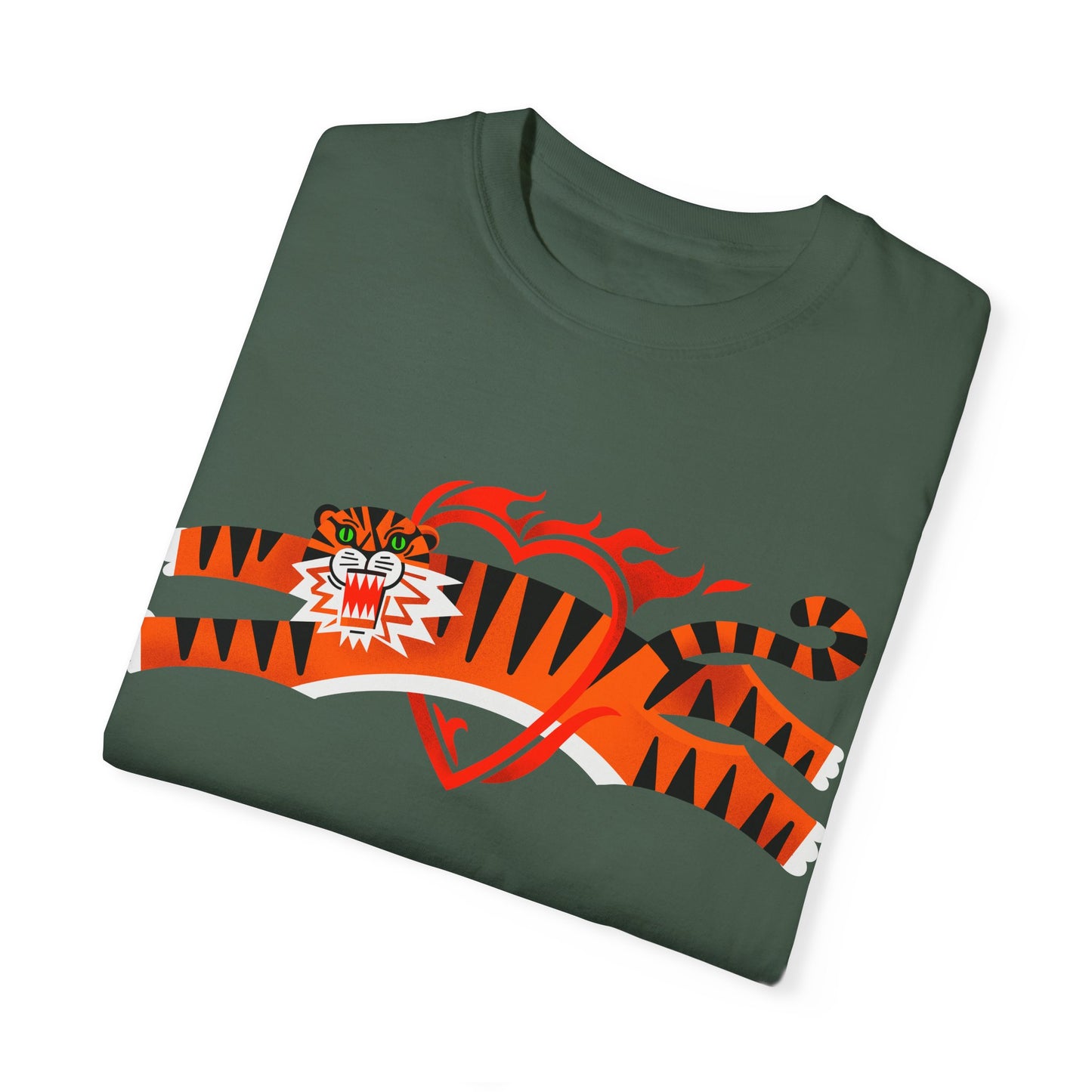 Tiger in love Unisex T-Shirt - Perfect for Nature Lovers & Casual Outings