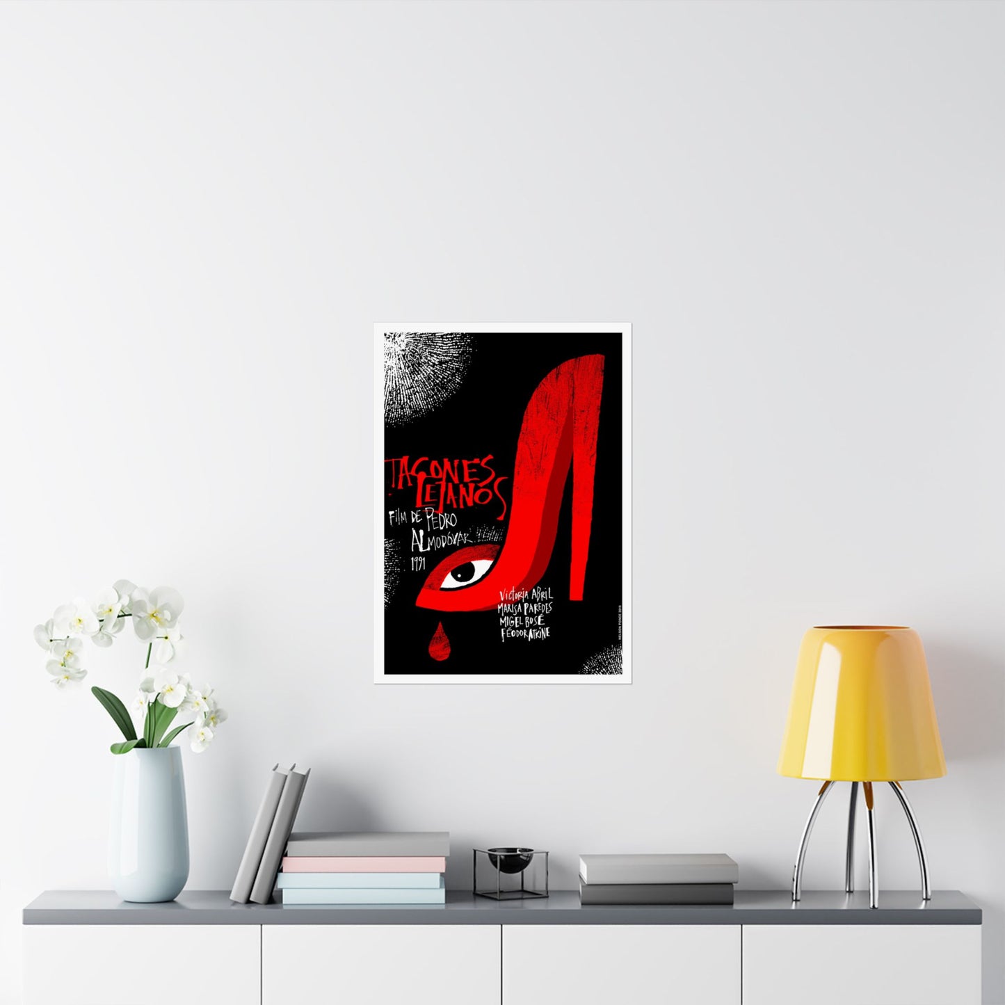 Tacones lejanos de Pedro Almodobar Matte Vertical Posters