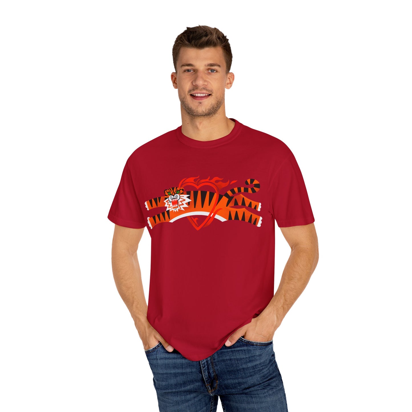 Tiger in love Unisex T-Shirt - Perfect for Nature Lovers & Casual Outings