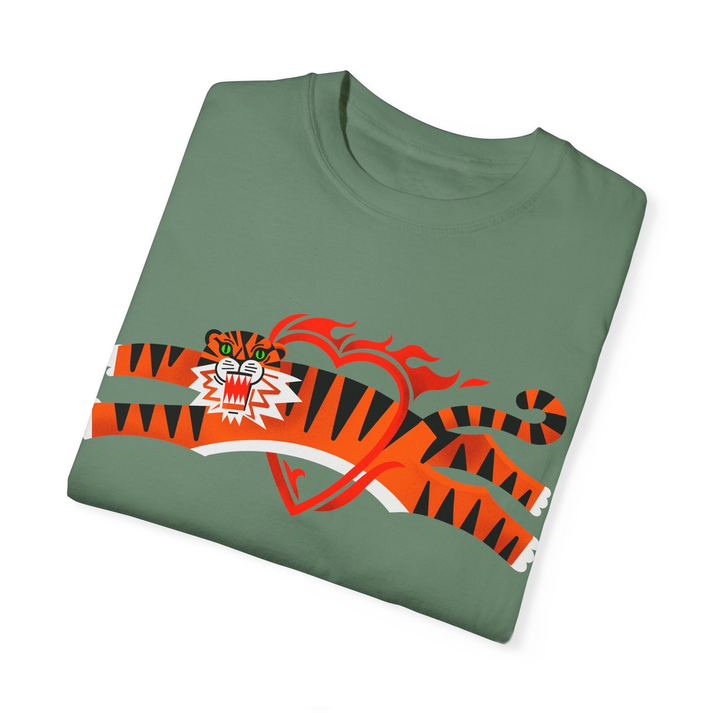 Tiger in love Unisex T-Shirt - Perfect for Nature Lovers & Casual Outings