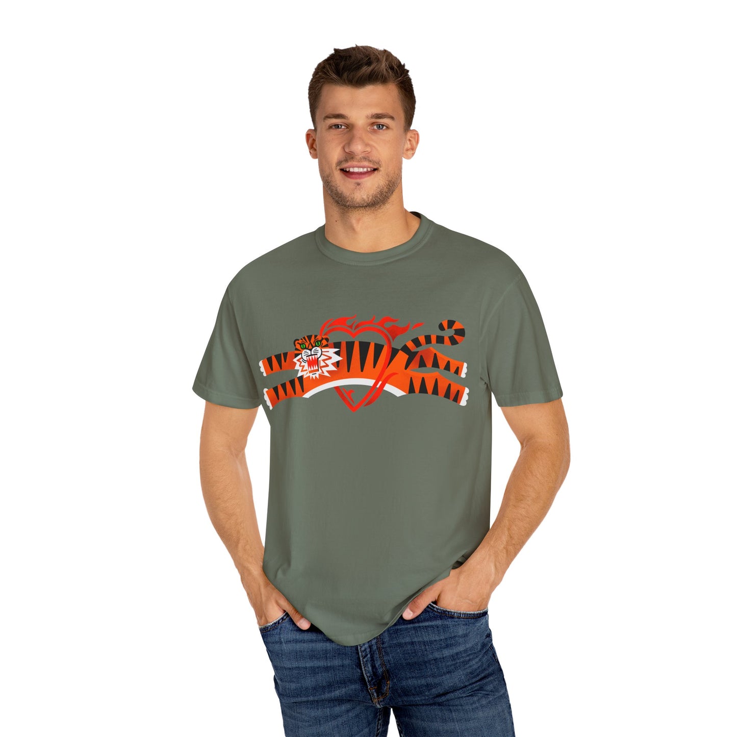 Tiger in love Unisex T-Shirt - Perfect for Nature Lovers & Casual Outings