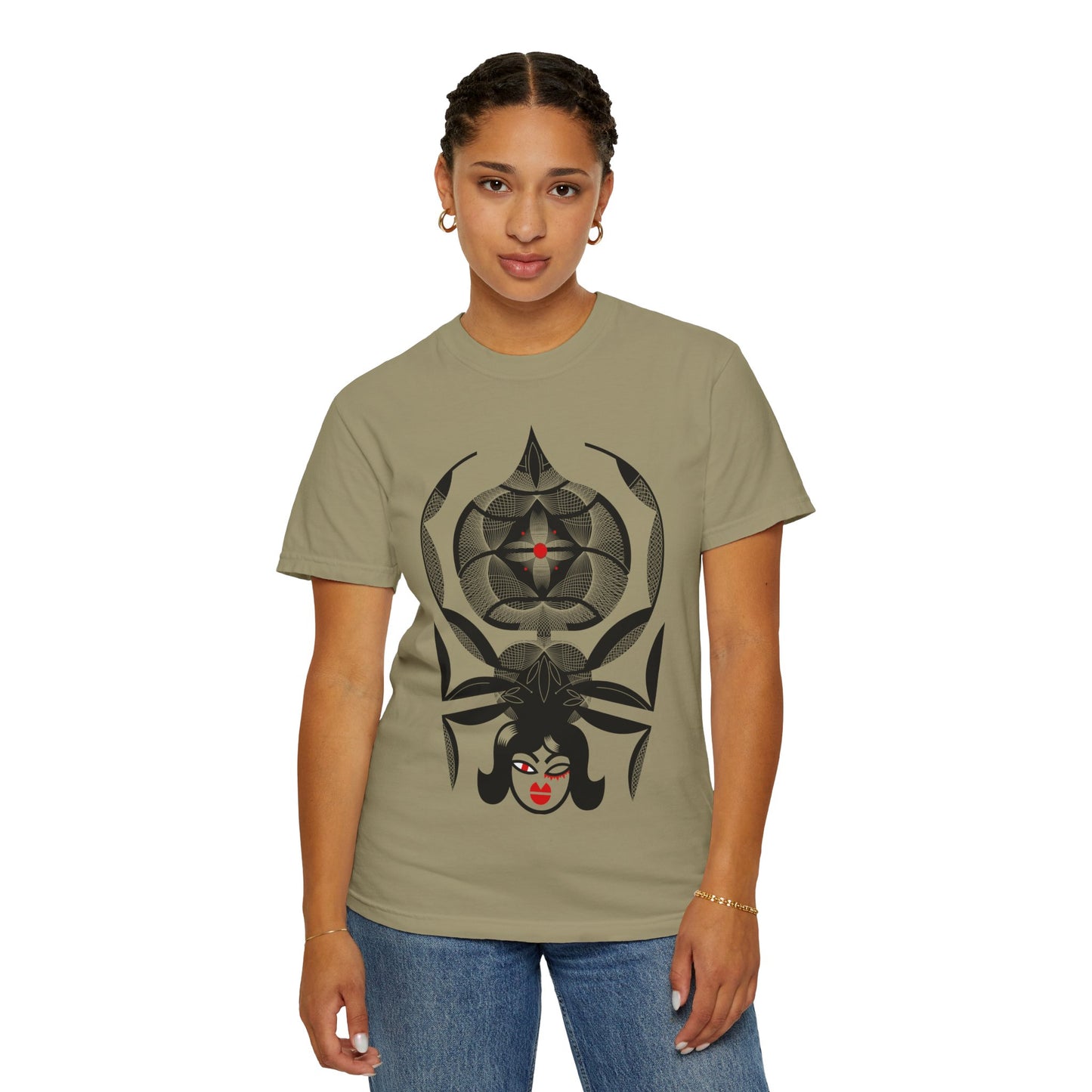 Gothic Graphic Unisex T-Shirt - Stylish Spider & Femme Fatale Design